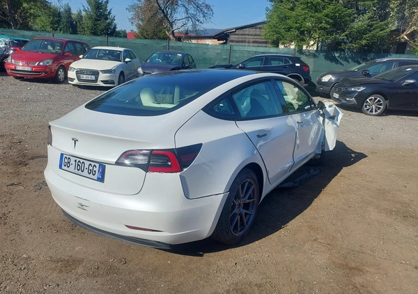 Tesla Model 3 cena 57900 przebieg: 20000, rok produkcji 2021 z Tykocin małe 497